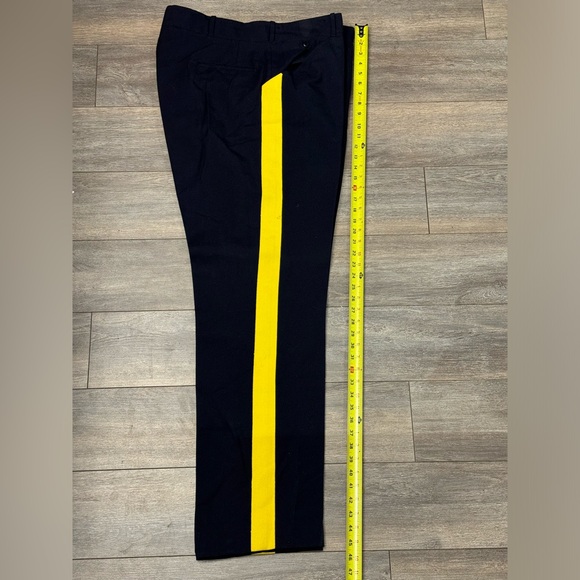 1939 RCMP pants - Picture 2 of 9